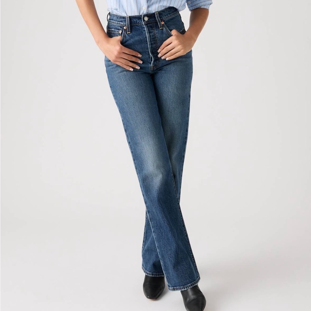 Levi’s Ribcage Straight 30 x 32